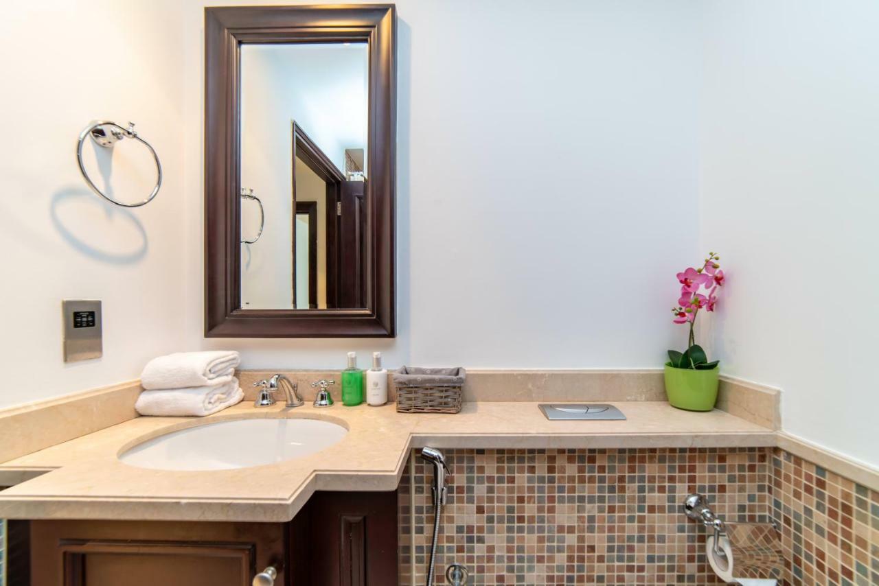 Bnbmehomes Elegant Escape Downtown Opp To Burj - 504 Dubai Dış mekan fotoğraf